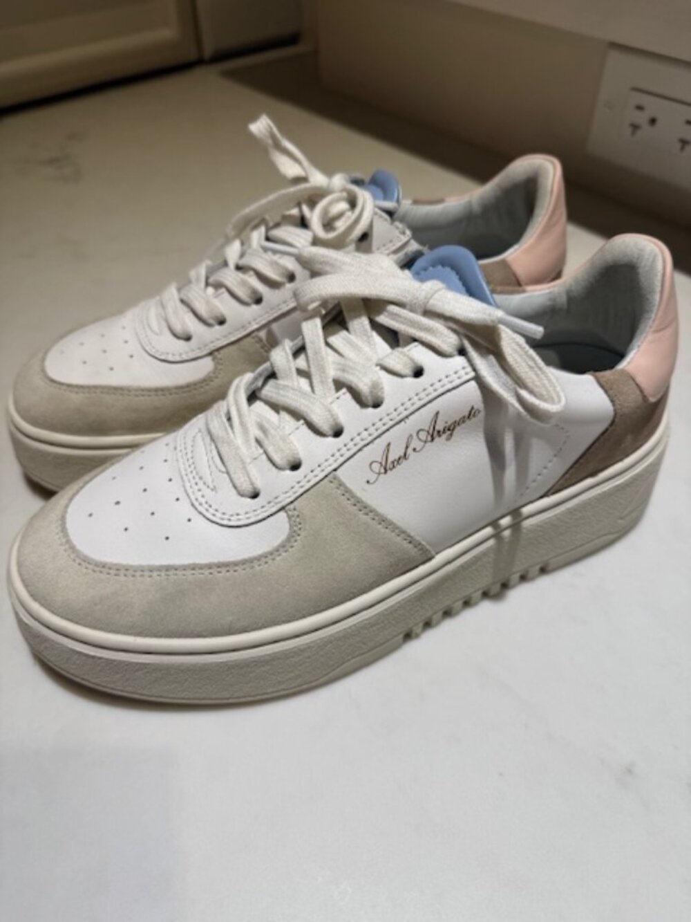 Axel Arigato Womens Shoes size 8.5/39